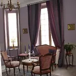 Nocleg ze śniadaniem Le Petit Chateau - Proche Puy Dufou Tiffauges
