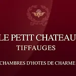 Nocleg ze śniadaniem Le Petit Chateau - Proche Puy Dufou 4*