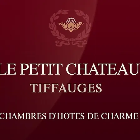 فندق مبيت وإفطار Le Petit Chateau - Proche Puy Dufou *