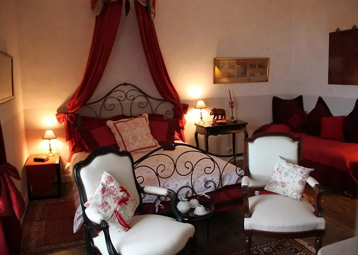 Bed & Breakfast Le Petit Chateau - Proche Puy Dufou