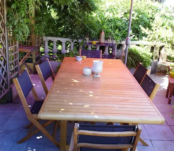 Bed & Breakfast Le Petit Chateau - Proche Puy Dufou