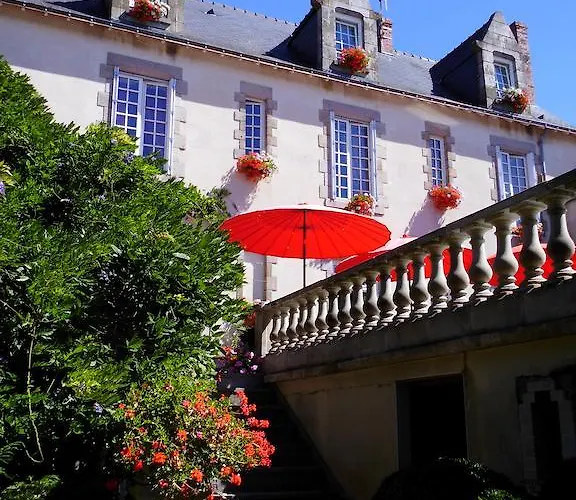 Bed & Breakfast Le Petit Chateau - Proche Puy Dufou 4*